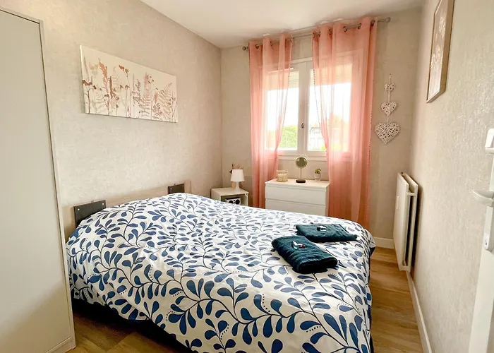 Bel Proche De La * קאבורג